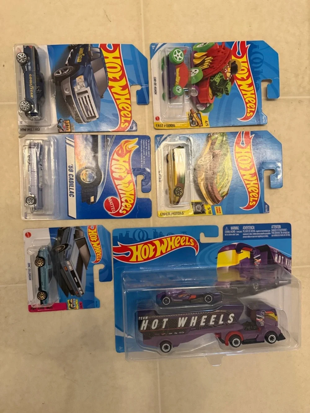 NWT Hotwheels bundle - Picture 9 of 12